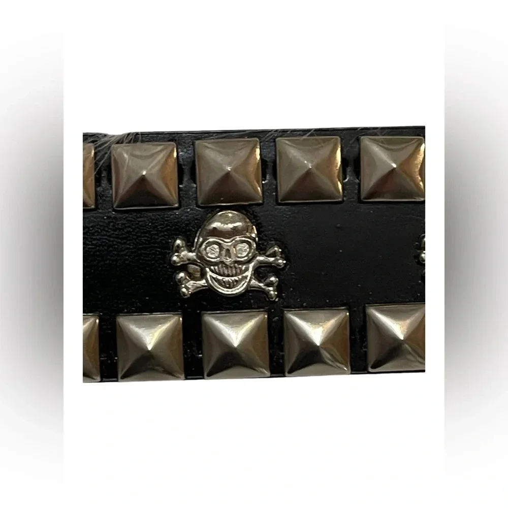 None skull studded